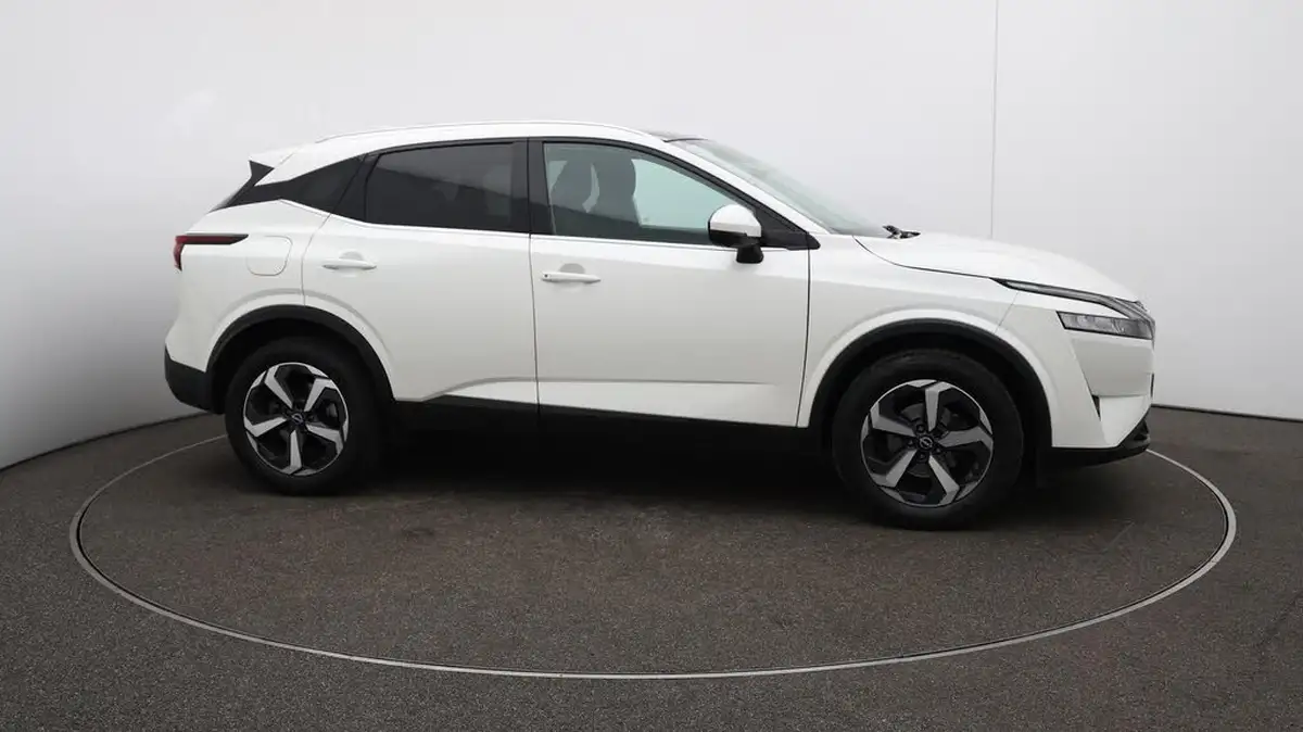 2022-nissan-qashqai-13-dig-t-n-connecta-140ps-big-47