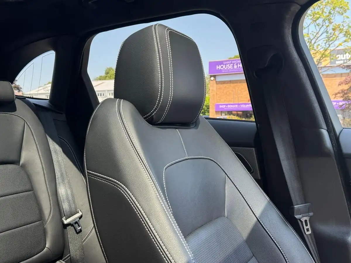 2020-jaguar-f-pace-20-i4d-chequered-flag-180ps-big-65