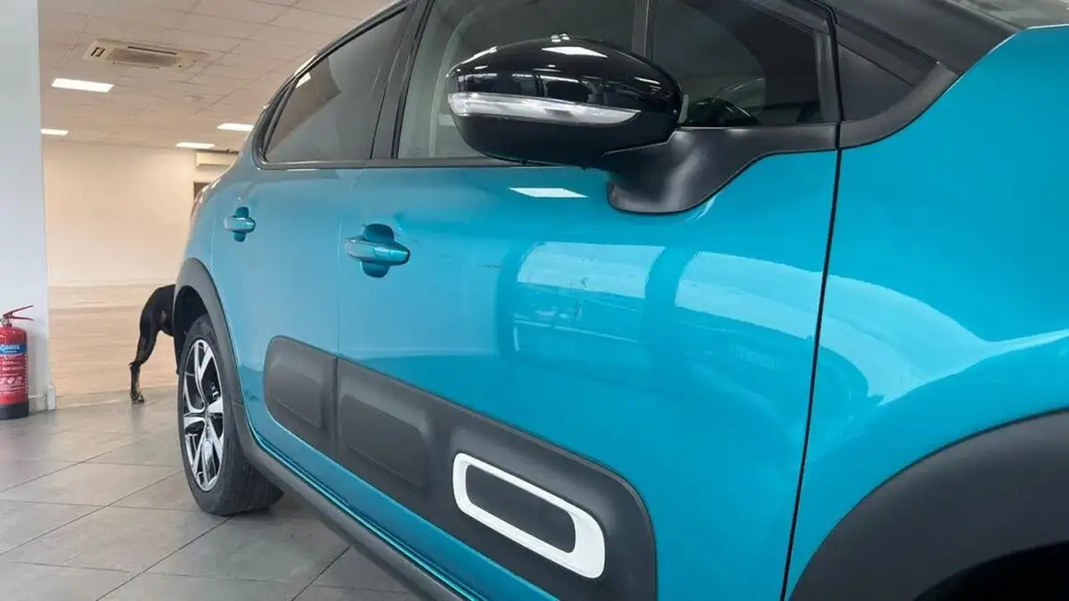 2022-citroen-c3-15bluehdi-shine-plus-ss-big-11