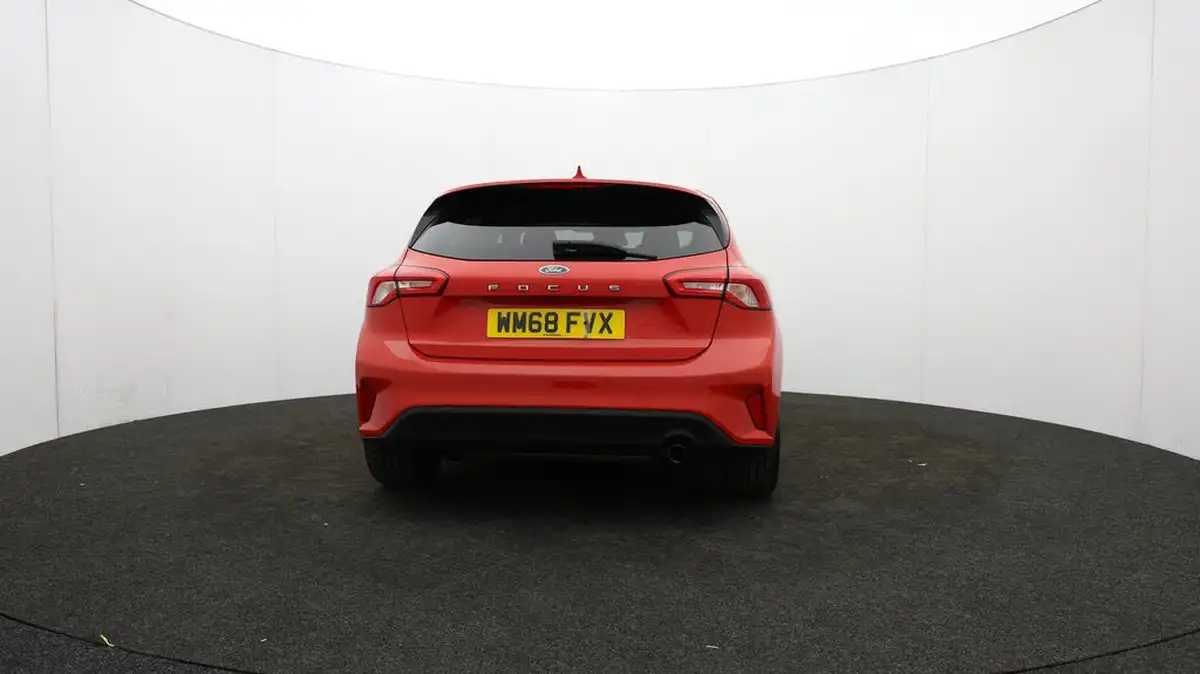 2018-ford-focus-10t-zetec-125ps-hatchback-big-65