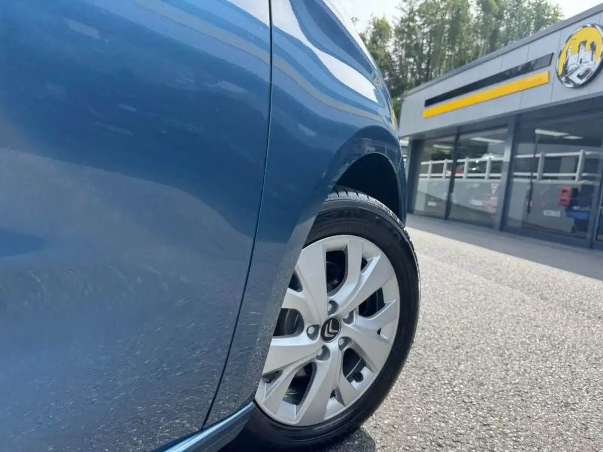 2015-citroen-c4-picasso-16bluehdi-vtr-120ps-big-23