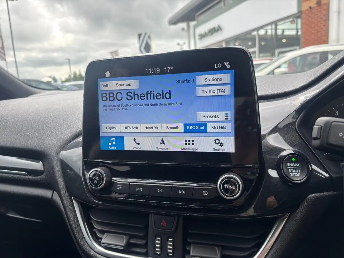 2018-ford-fiesta-10t-st-line-x-100ps-5d-big-23