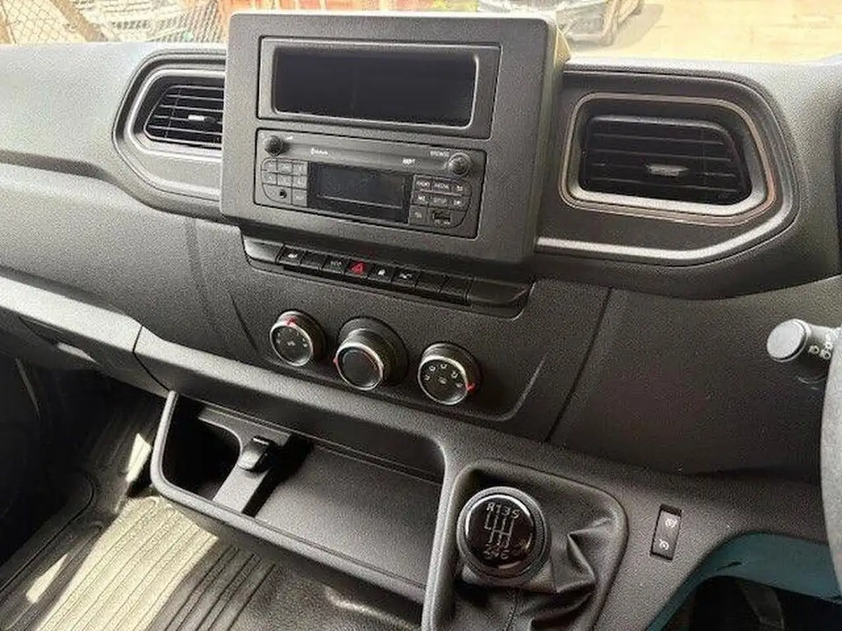 2023-nissan-interstar-23dci-f33-l2h2-acenta-135pseu6d-big-18