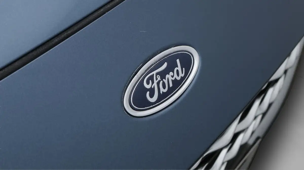 2022-ford-kuga-25t-vignale-225ps-phev-big-21