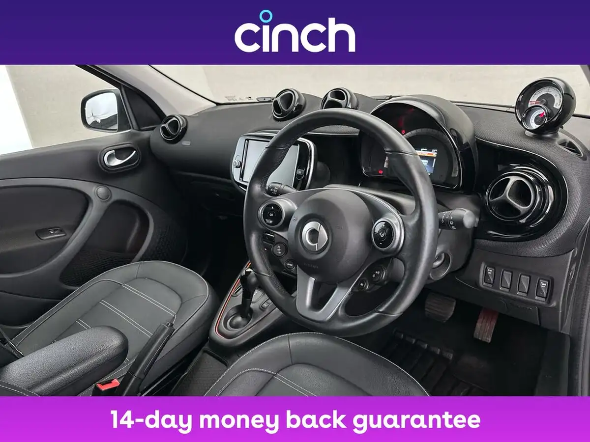 2021-smart-forfour-eq-exclusive-big-11