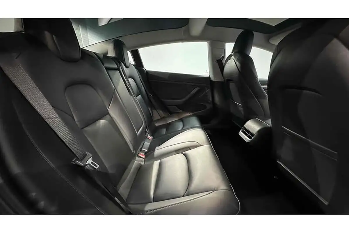 2021-tesla-model-3-e-long-range-4x4-big-22