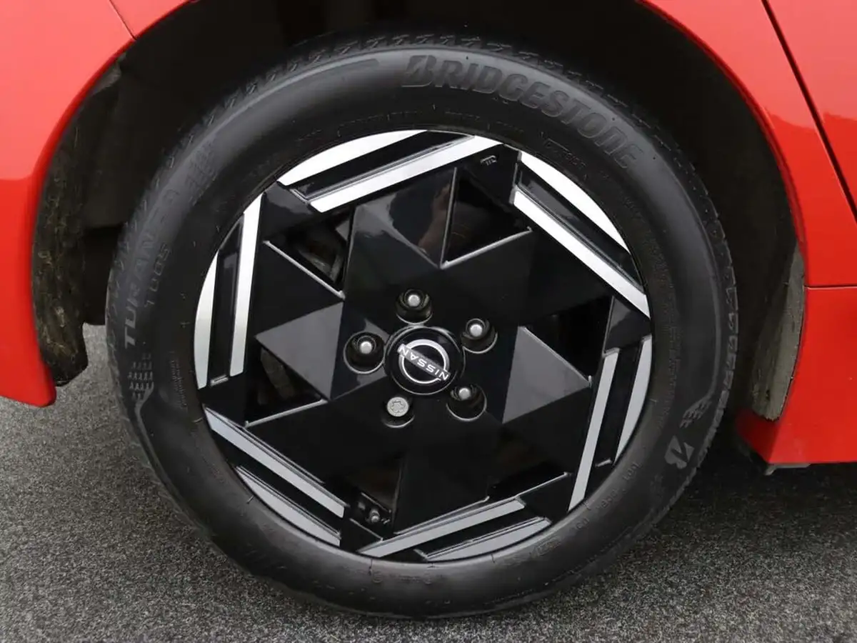 2022-nissan-leaf-e-acenta-39kwh-big-6