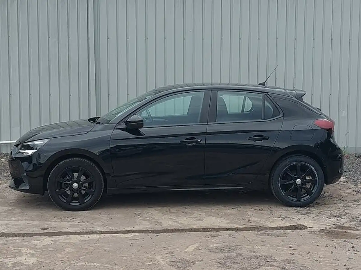 2022-vauxhall-corsa-12i-design-big-3