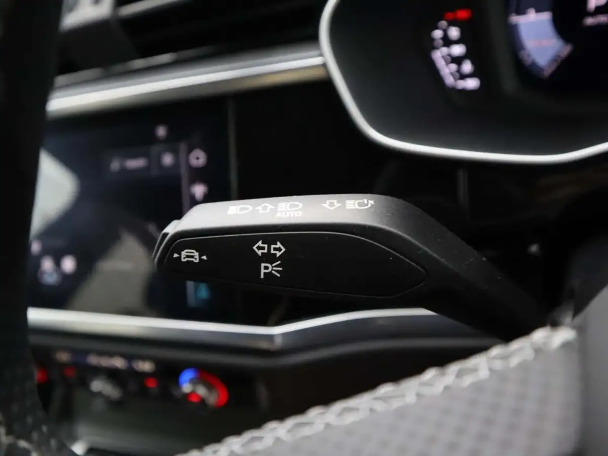 2022-audi-q3-15-35-tfsi-s-line-cod-sportback-tronic-big-34