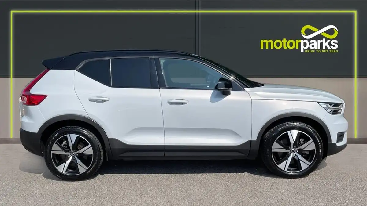 2022-volvo-xc40-e-twin-recharge-plus-big-1