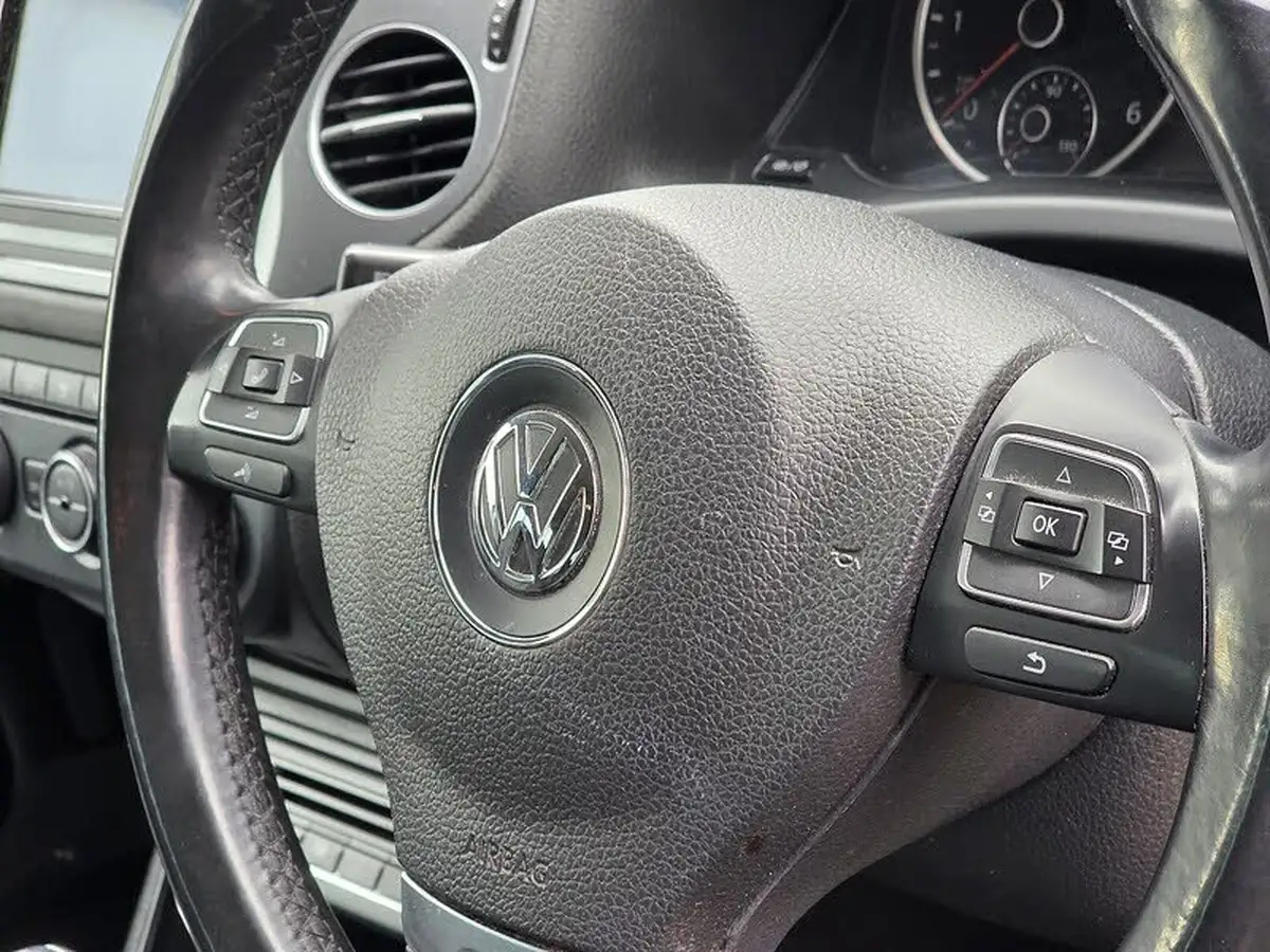 2015-volkswagen-tiguan-20tdi-match-150ps-4wd-bmt-dsg-big-13