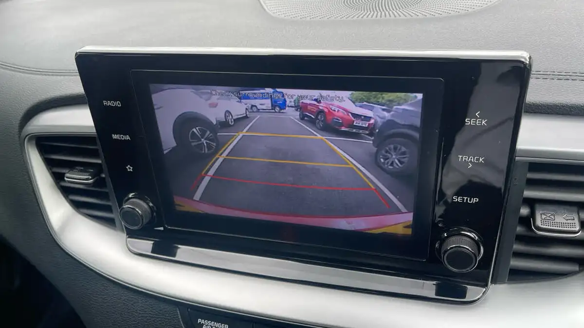 2022-kia-xceed-10-t-gdi-2-big-22