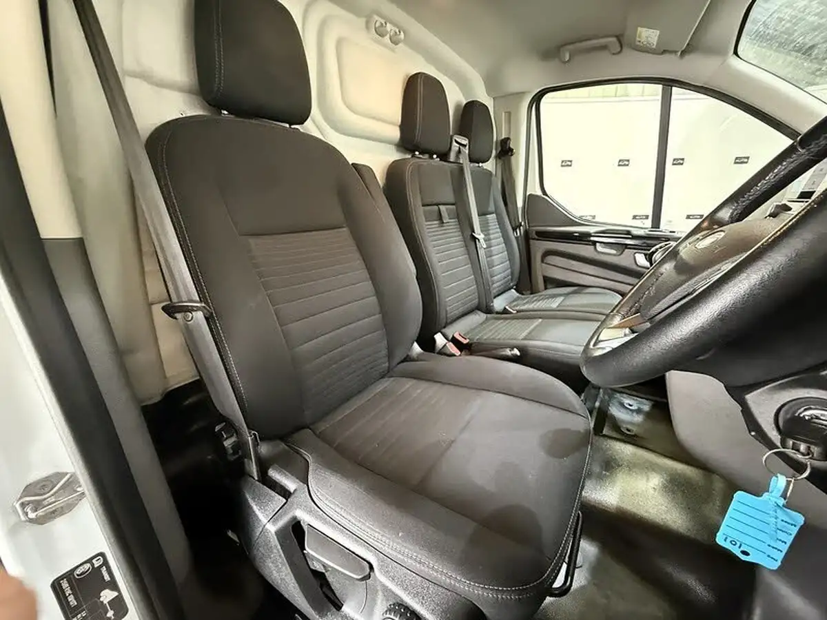 2020-ford-transit-custom-20tdci-300-l1h1-limited-130pseu6dt-panel-van-big-22