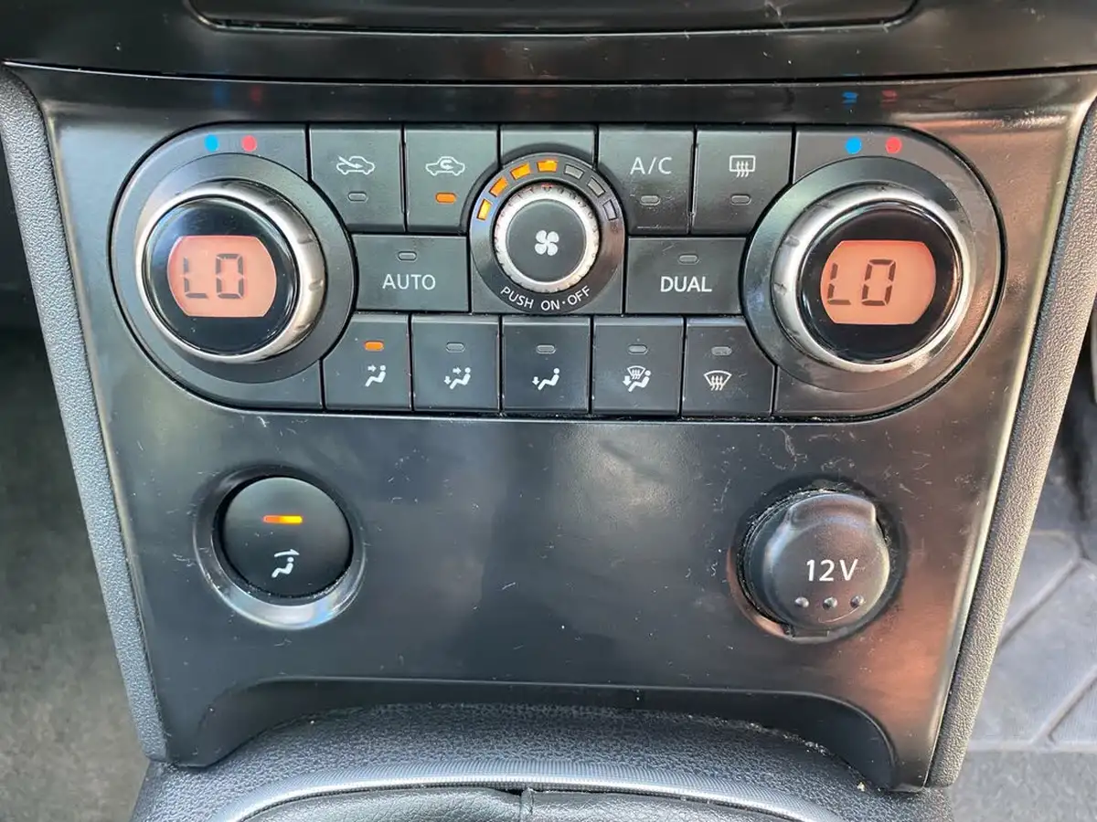2008-nissan-qashqai-20td-tekna-2wd-big-34