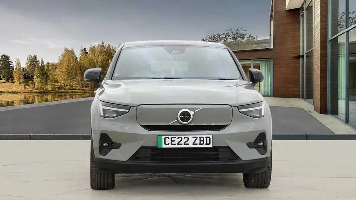 2022-volvo-c40-e-twin-recharge-pro-big-15