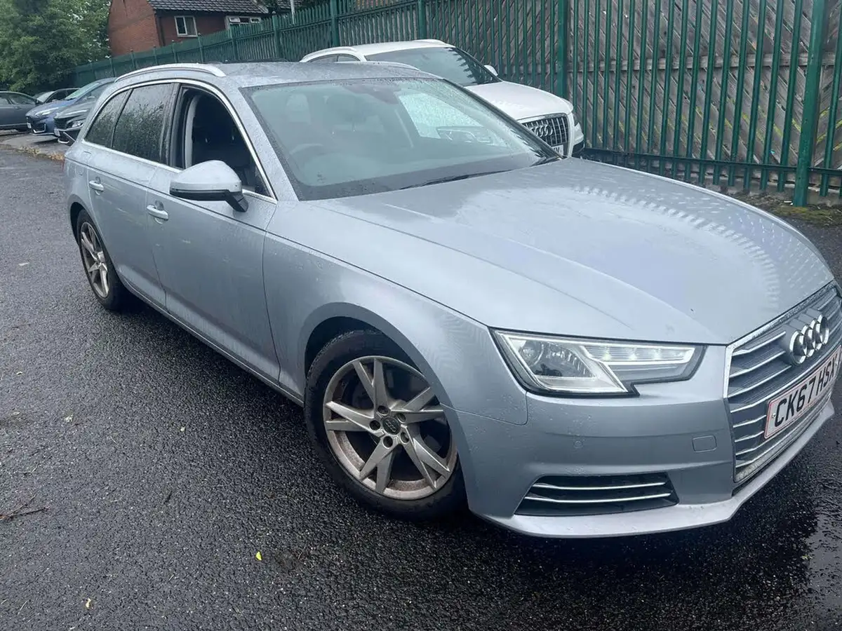2017-audi-a4-avant-20tdi-ultra-sport-150ps-s-tronic-big-0