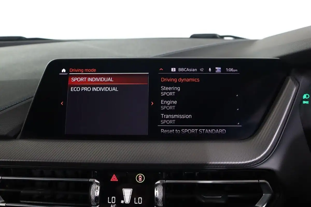 2020-bmw-1-series-20-m135i-xdrive-big-45