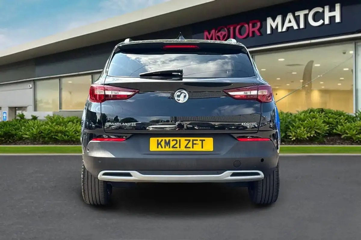 2021-vauxhall-grandland-x-12-griffin-big-3