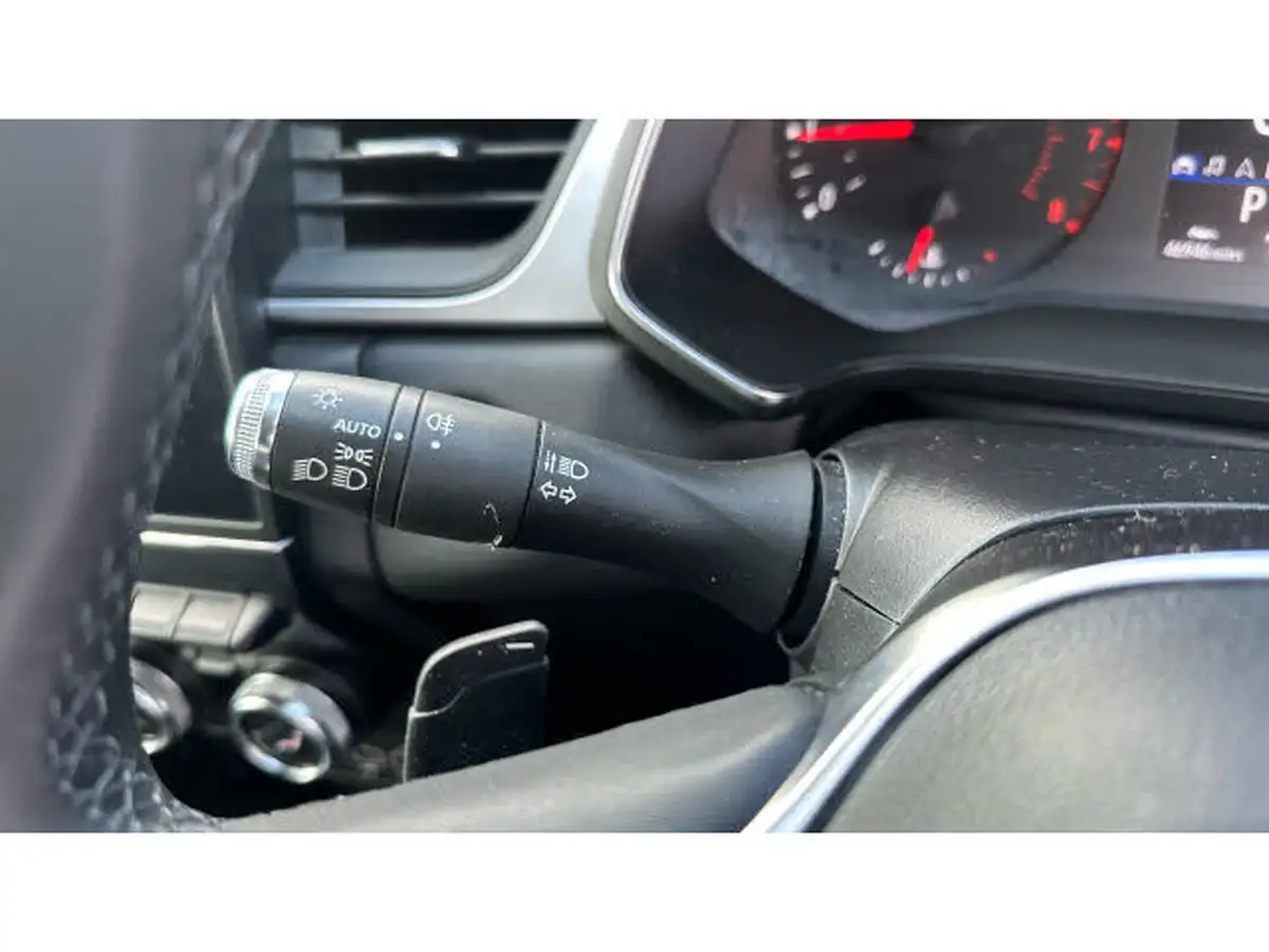 2021-renault-captur-13-tce-iconic-130bhp-edc-auto-big-23