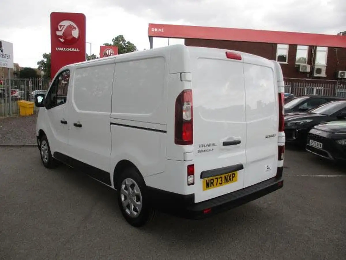 2023-renault-trafic-20dci-sl28-130-business-big-6