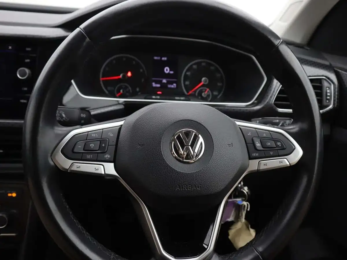 2020-volkswagen-t-cross-10-tsi-sel-115ps-big-26