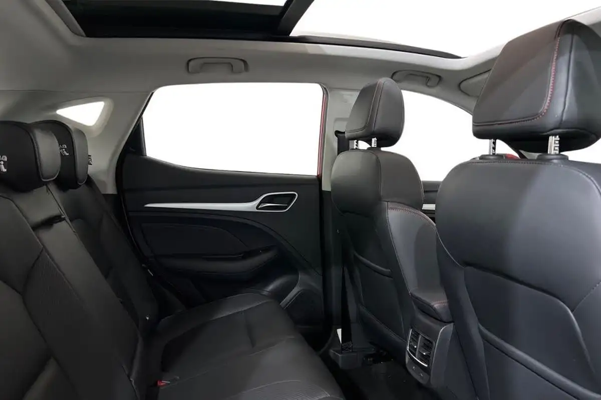 2022-mg-zs-suv-e-trophy-ev-156ps-long-range-big-9