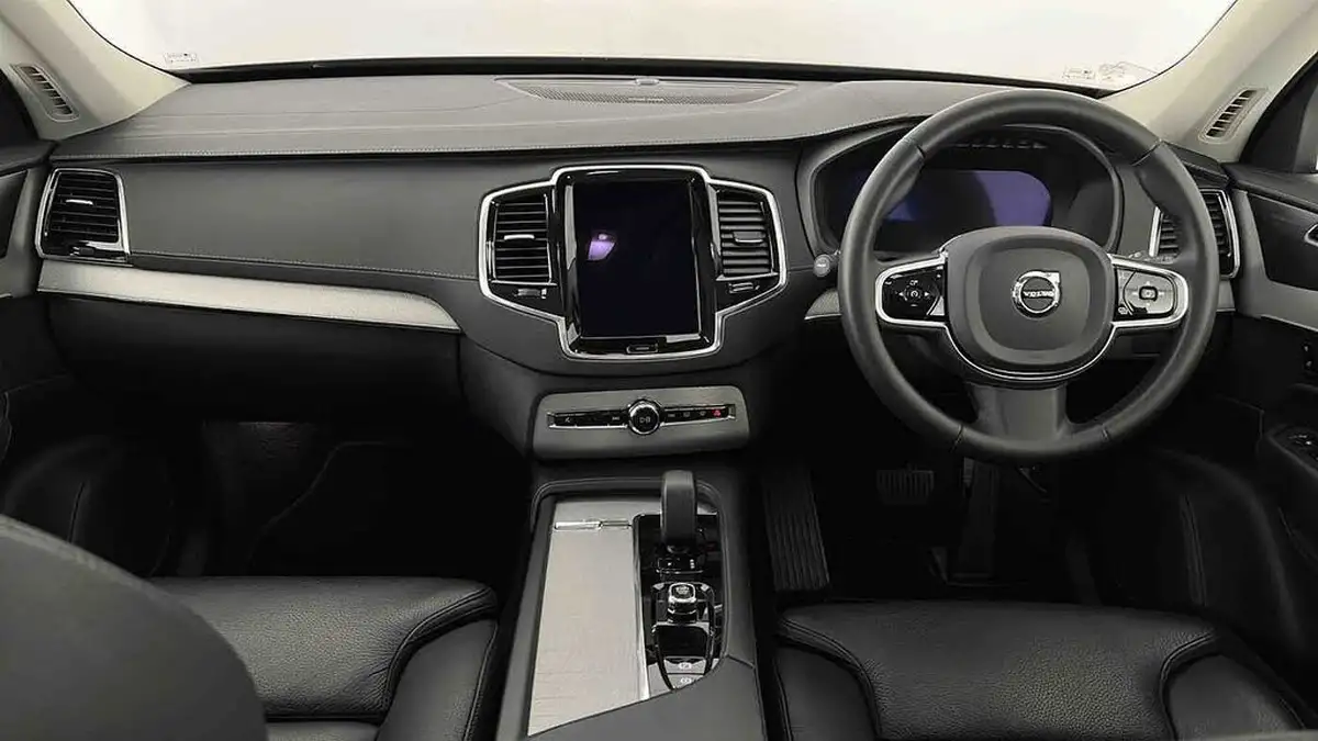 2023-volvo-xc90-20-b5-plus-big-9