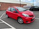 2013-toyota-yaris-133-tr-vvt-i-5d-small-4