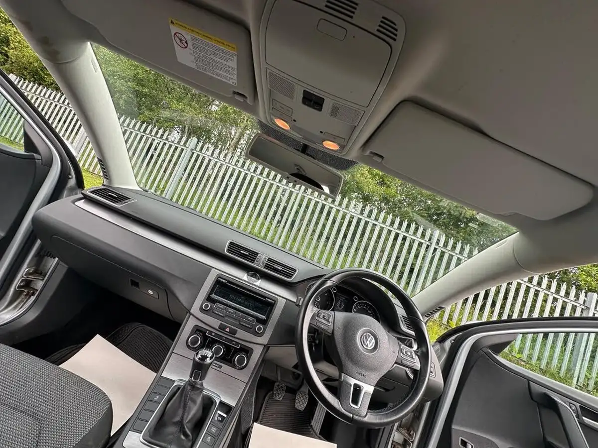 2012-volkswagen-passat-16td-se-estate-5d-big-20
