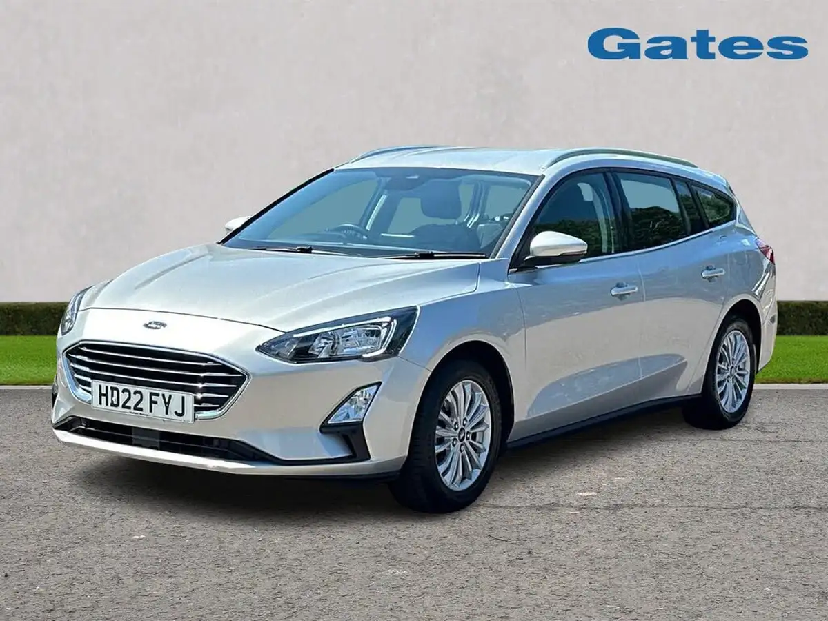 2022-ford-focus-10t-titanium-125ps-estate-big-2