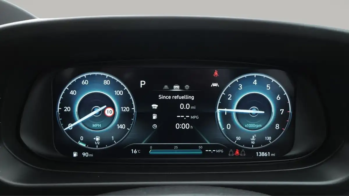 2022-hyundai-bayon-10-t-gdi-se-connect-dct-big-10
