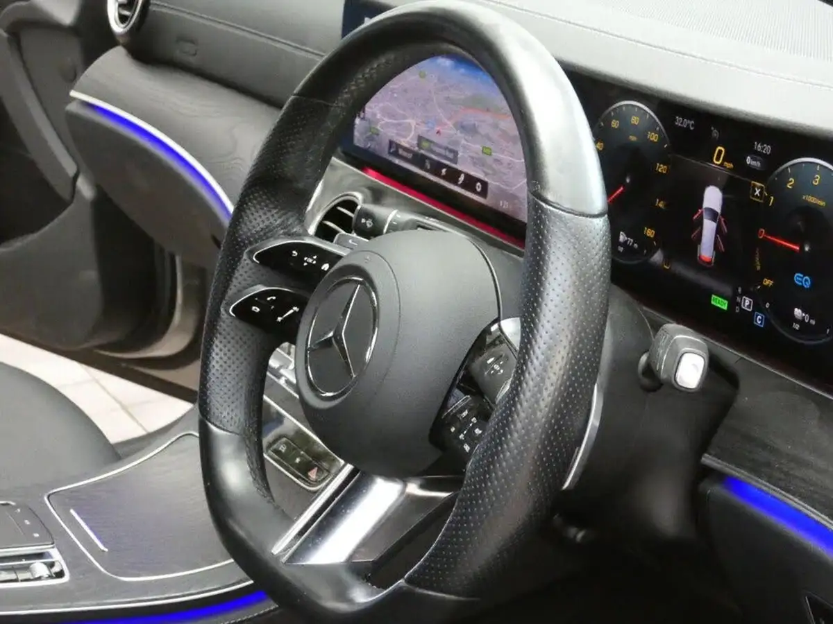 2021-mercedes-benz-e-class-20d-e300de-amg-line-eq-power-estate-5d-big-28
