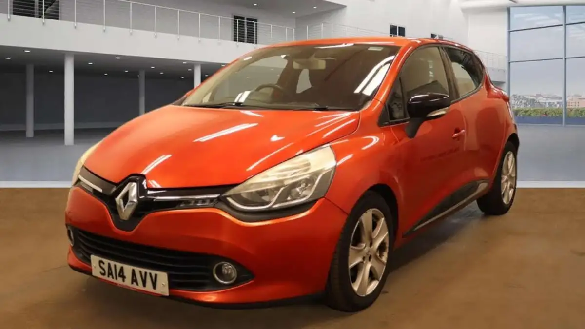 2014-renault-clio-15td-dynamique-medianavss-big-1