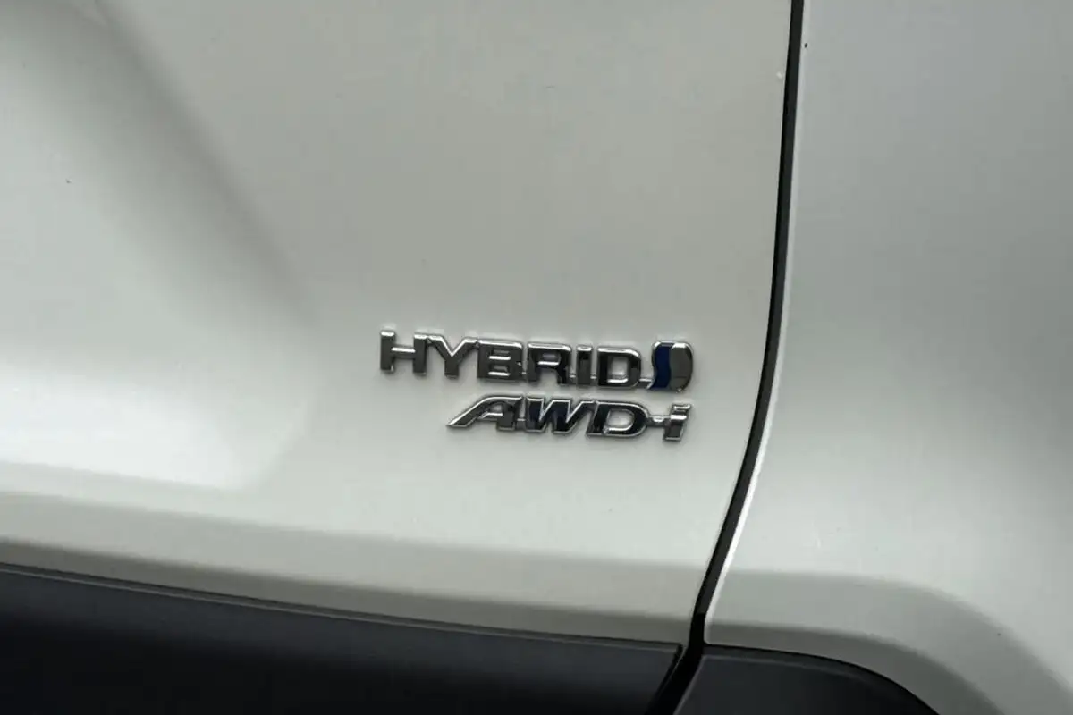 2022-toyota-rav4-25-vvt-i-design-219bhp-big-33