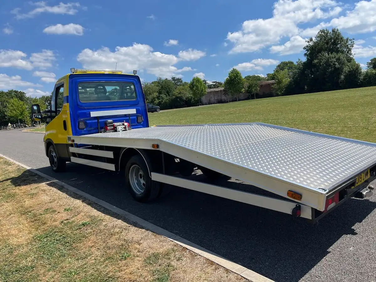 2019-iveco-daily-c-class-23td-35c14-mwb-35c14-eu6-3450-chassis-cab-big-6