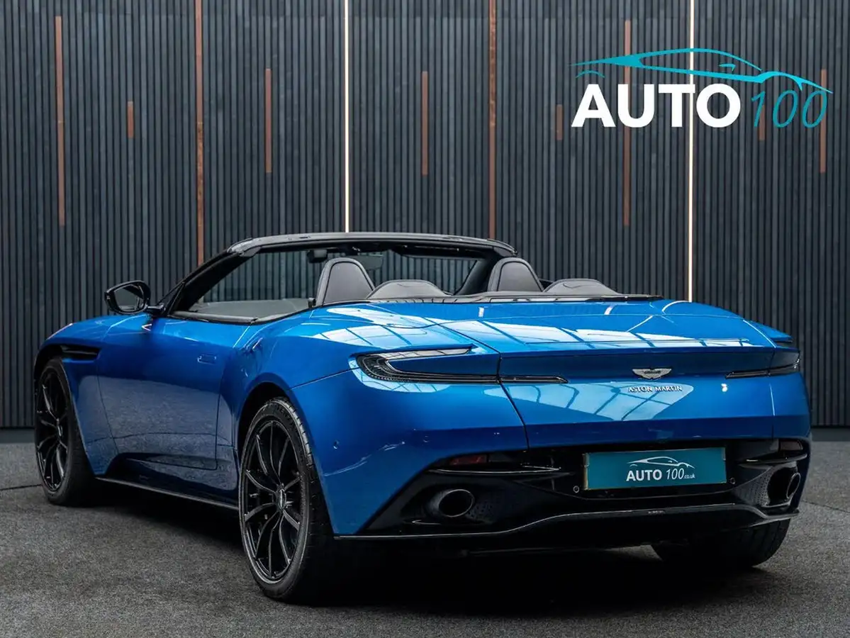 2019-aston-martin-db11-big-2