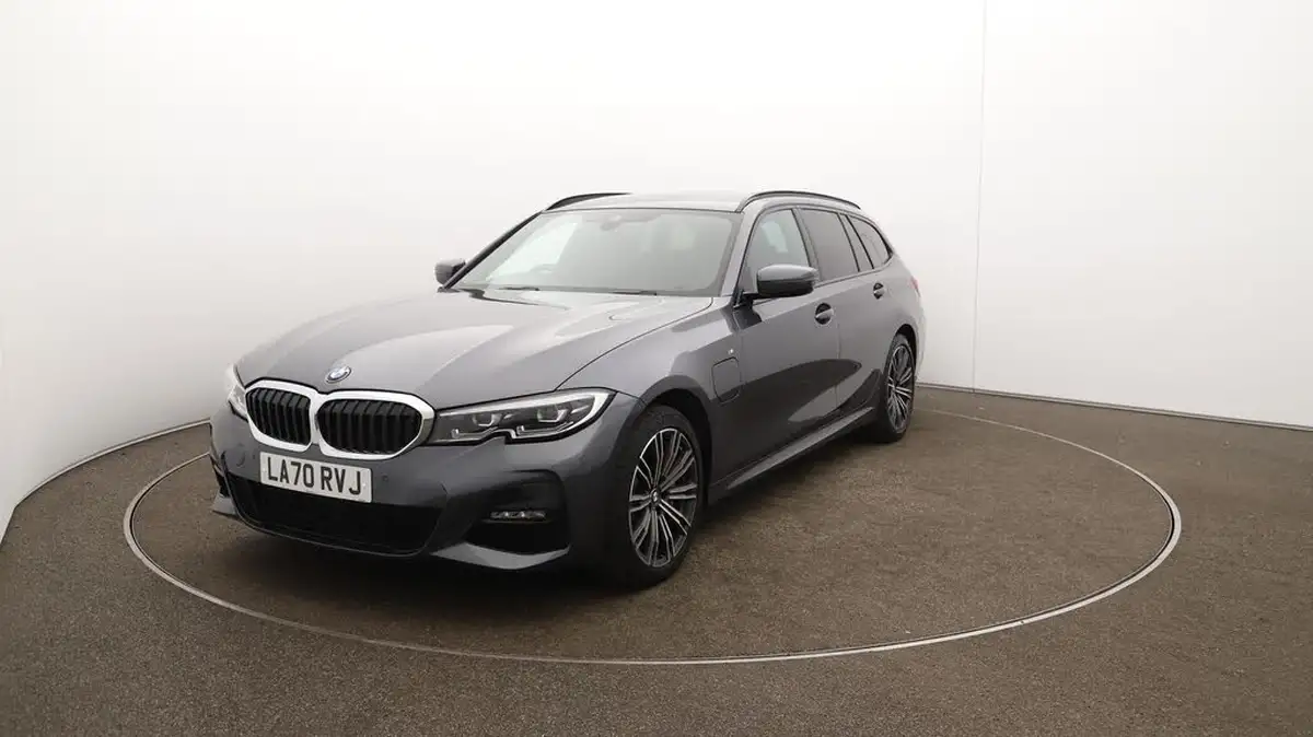2021-bmw-3-series-20-330e-m-sport-touring-5d-big-38