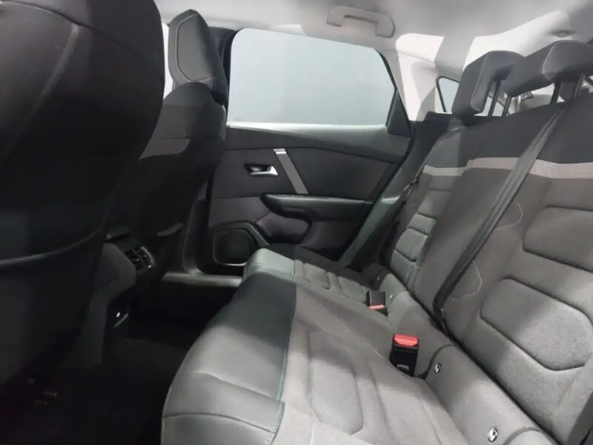 2024-citroen-c4-12-puretech-plus-130ps-ss-big-5