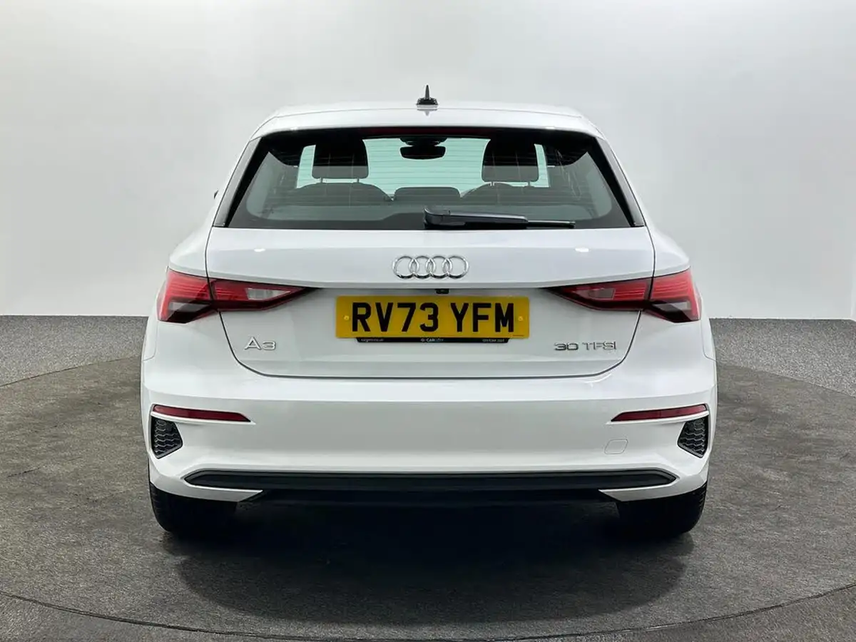 2023-audi-a3-10-30-tfsi-technik-big-5