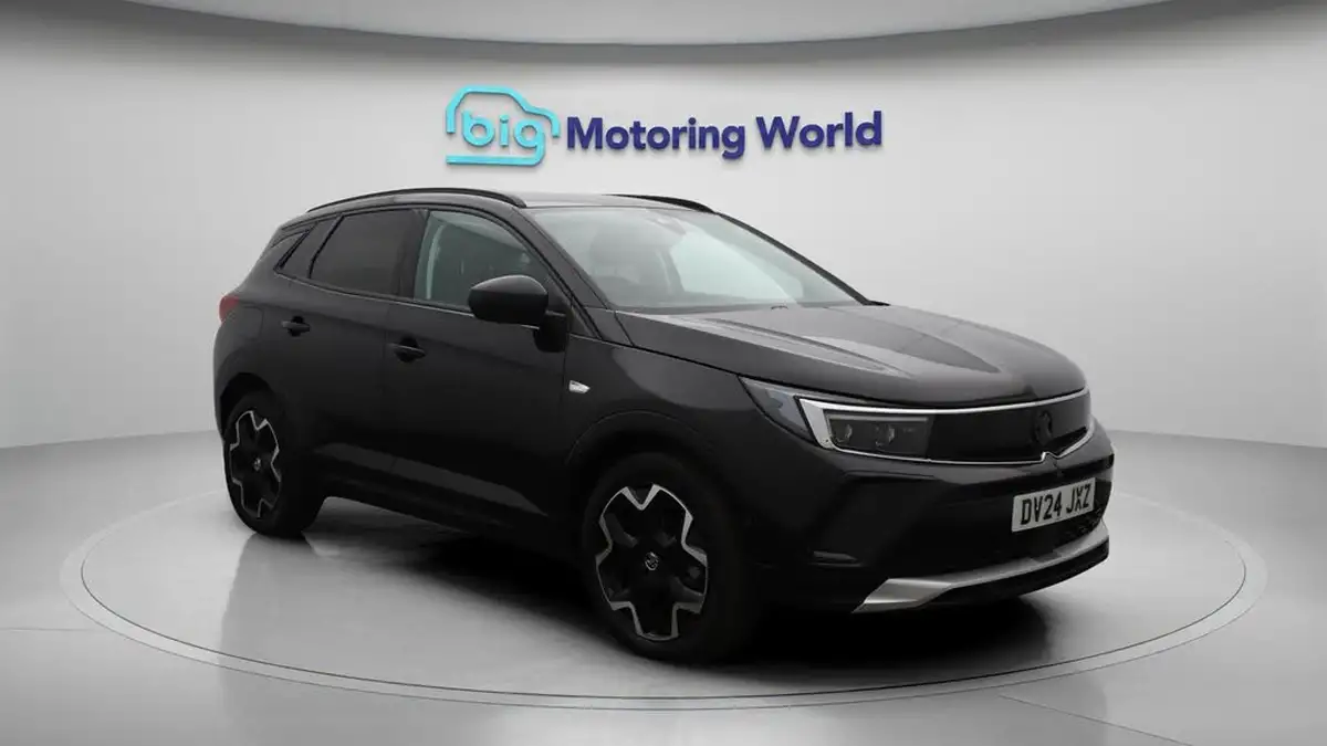 2024-vauxhall-grandland-12-ultimate-130ps-auto-big-1