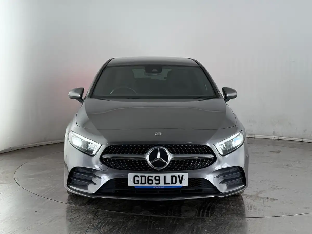 2019-mercedes-benz-a-class-15d-a180d-amg-line-executive-hatchback-5d-big-2