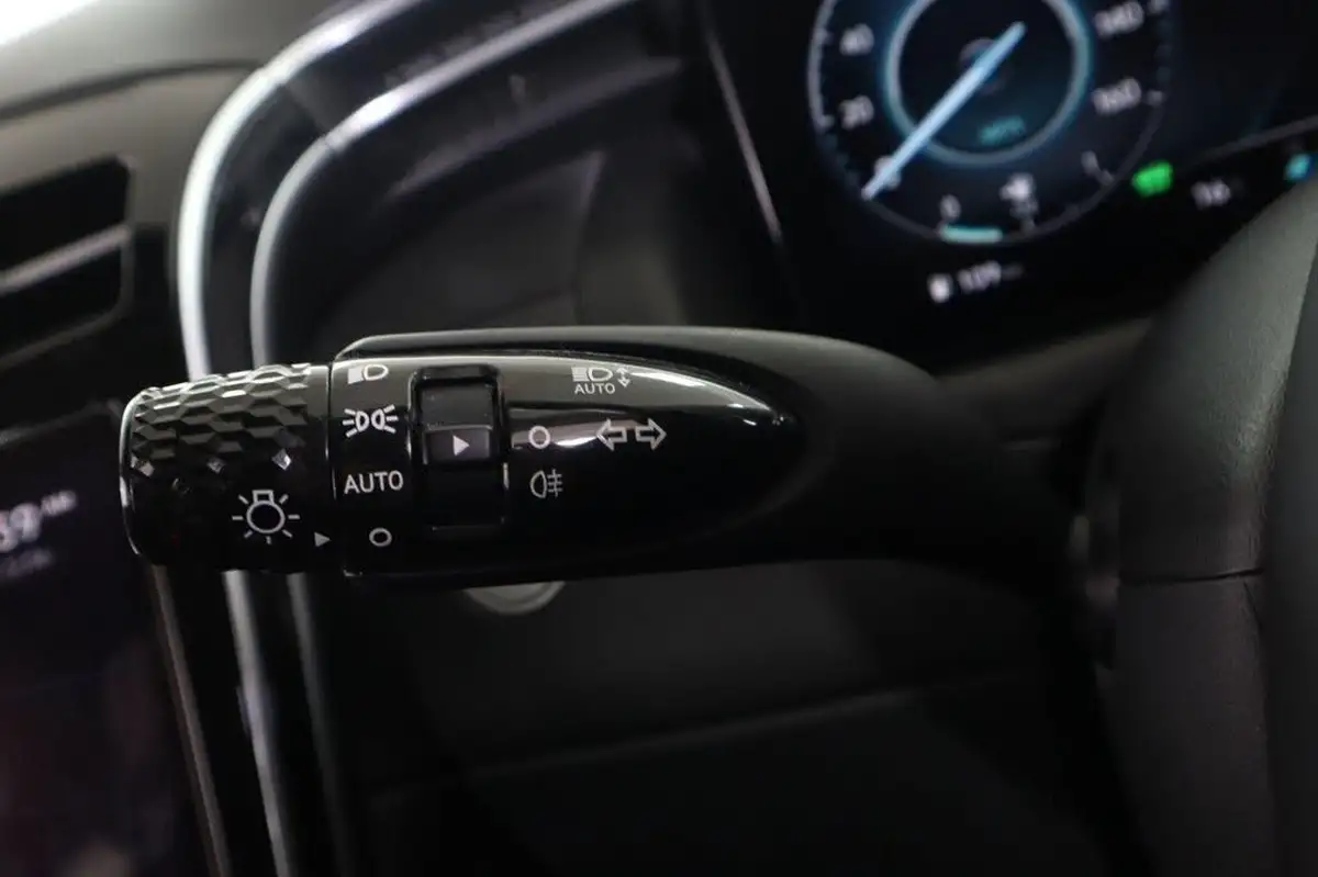 2022-hyundai-tucson-16-t-gdi-premium-265ps-4wd-phev-auto-big-52