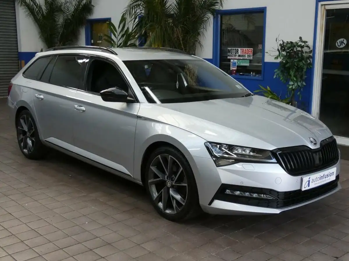 2020-skoda-superb-15-tsi-sportline-plus-estate-big-22