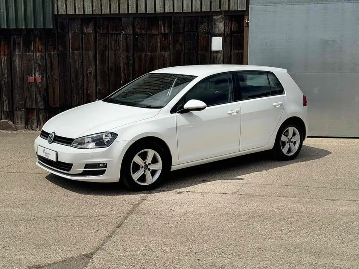 2015-volkswagen-golf-14-match-5d-big-2