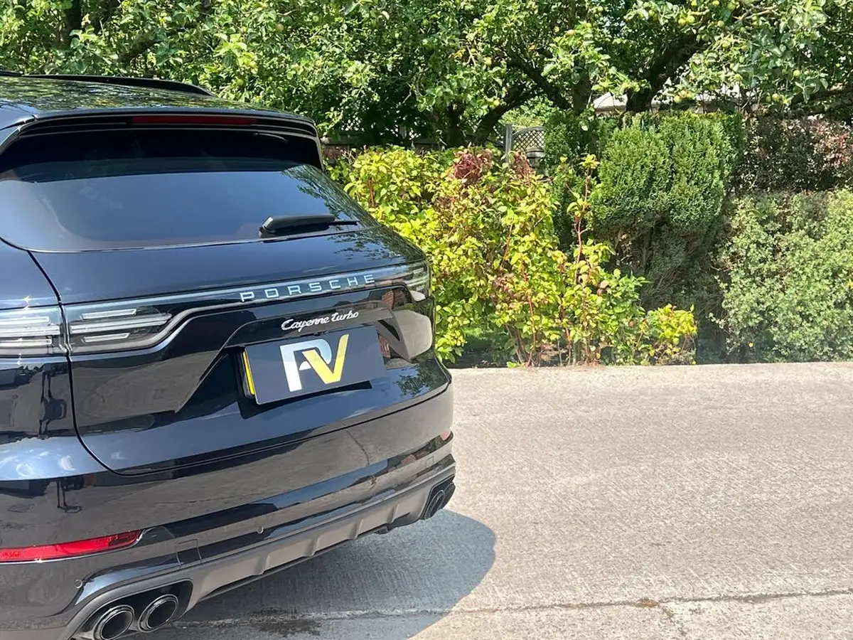2020-porsche-cayenne-40-v8-turbo-station-wagon-big-41