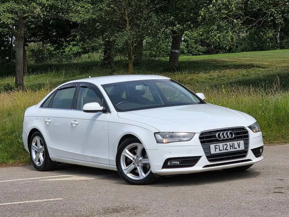 2012-audi-a4-20td-se-technik-136ps-big-0