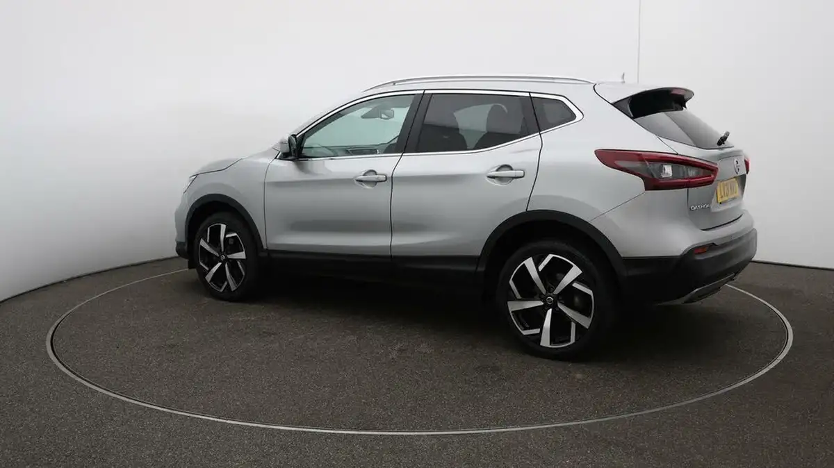 2021-nissan-qashqai-13-dig-t-n-motion-140ps-big-25