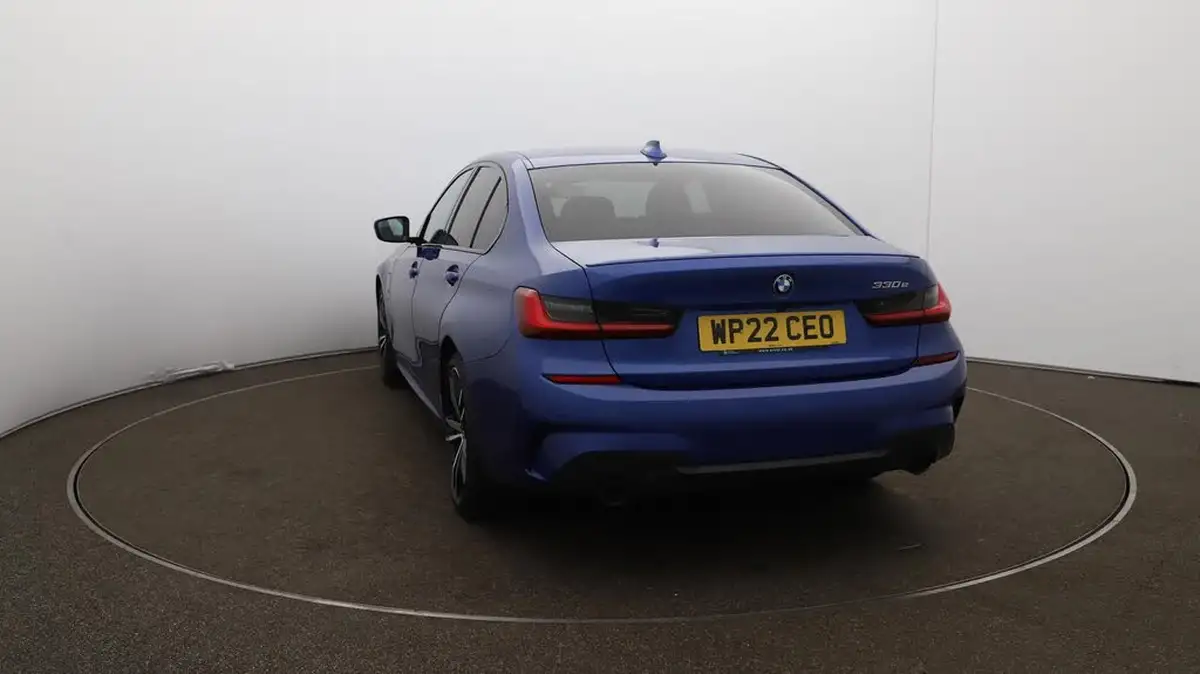 2022-bmw-3-series-20-330e-m-sport-pro-pack-saloon-4d-big-59
