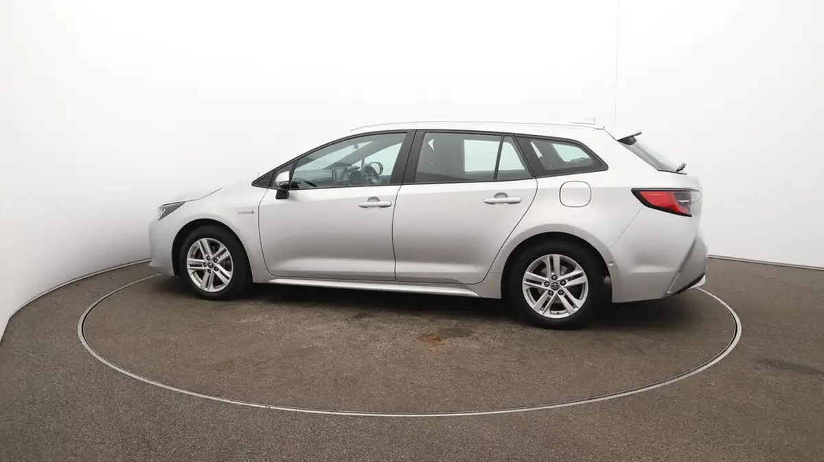 2021-toyota-corolla-18-vvt-i-icon-tech-spare-wheel-touring-sports-5d-big-58