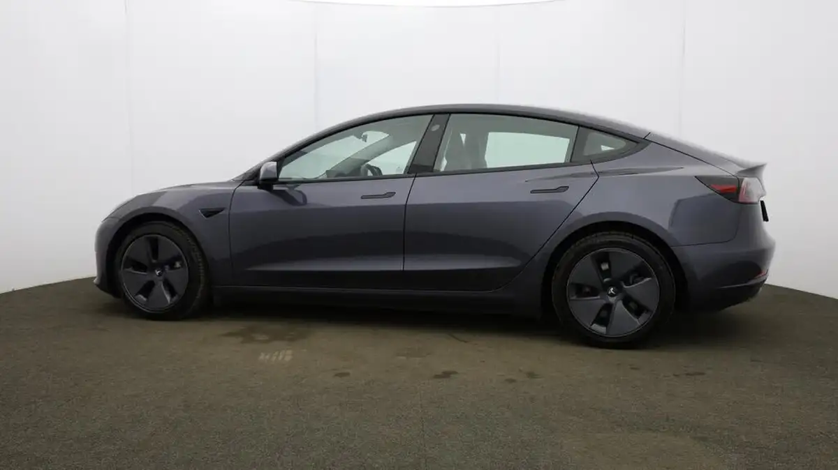 2021-tesla-model-3-e-long-range-4x4-big-70